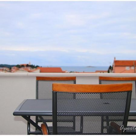 Apartmani Jere&Sara Примоштен Экстерьер фото
