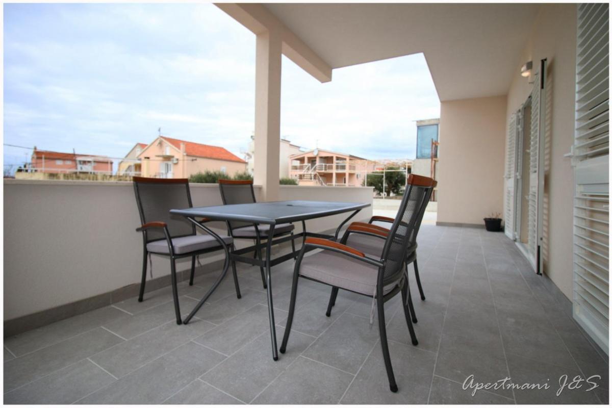 Apartmani Jere&Sara Примоштен Экстерьер фото