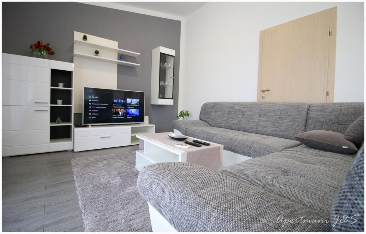 Apartmani Jere&Sara Примоштен Экстерьер фото