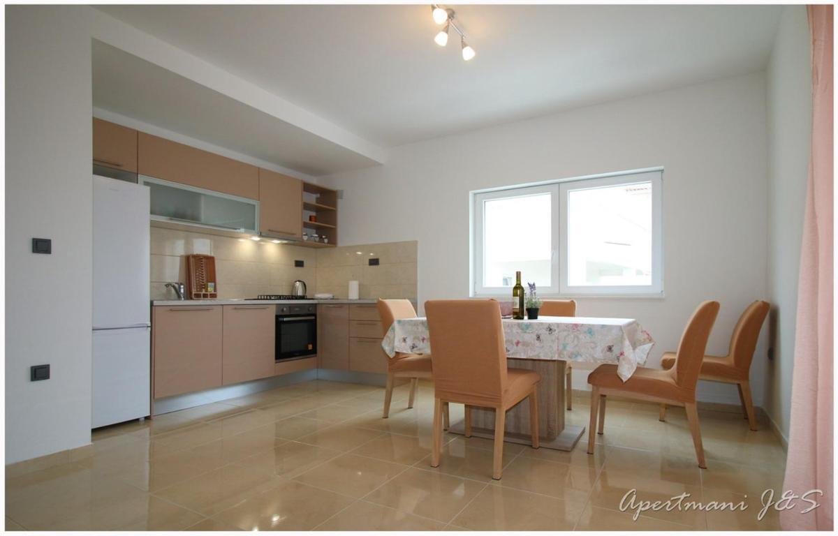 Apartmani Jere&Sara Примоштен Экстерьер фото