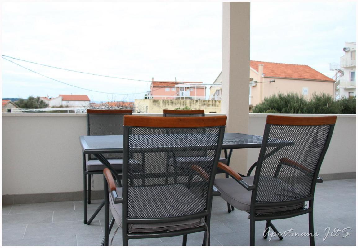 Apartmani Jere&Sara Примоштен Экстерьер фото